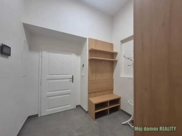 Pronájem bytu 2+1, Praha - Nové Město, Pštrossova, 75 m2