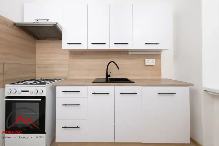 Pronájem bytu 2+1, Český Těšín, Ostravská, 57 m2