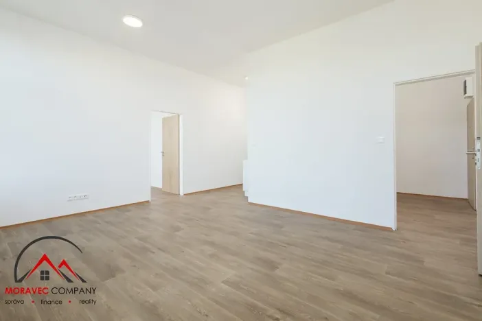 Pronájem bytu 2+kk, Ostrava, Křišťanova, 56 m2