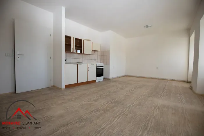 Pronájem bytu 1+kk, Třemešná, 40 m2