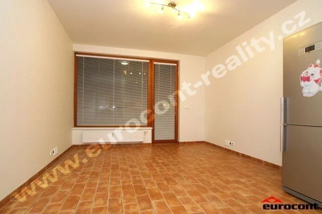 Pronájem bytu 1+kk, Praha - Košíře, Pod Kavalírkou, 35 m2