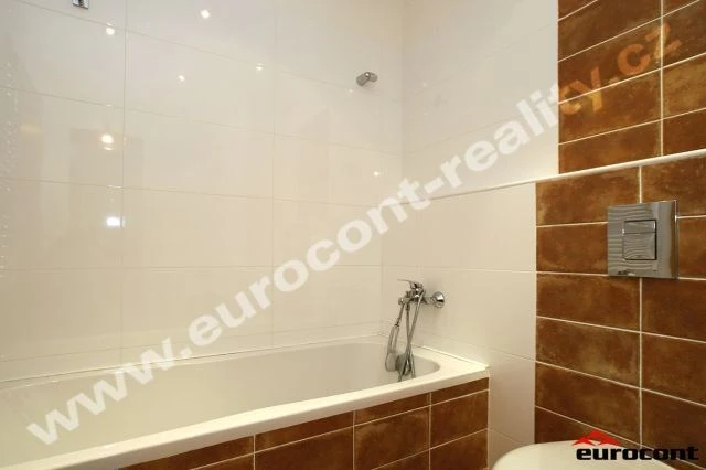 Pronájem bytu 1+kk, Praha - Košíře, Pod Kavalírkou, 35 m2