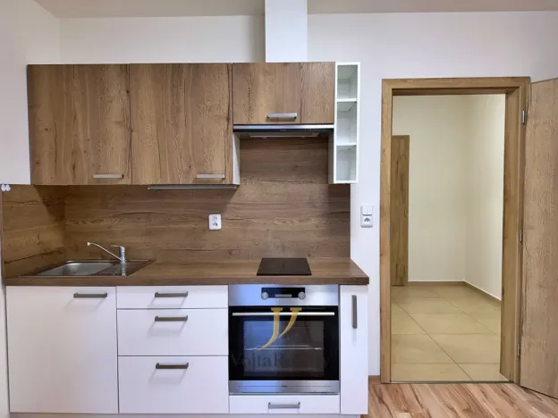 Pronájem bytu 1+kk, Olomouc, Lipenská, 31 m2