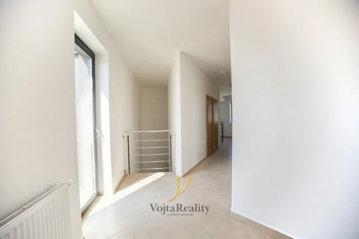 Pronájem bytu 1+kk, Olomouc, Lipenská, 31 m2