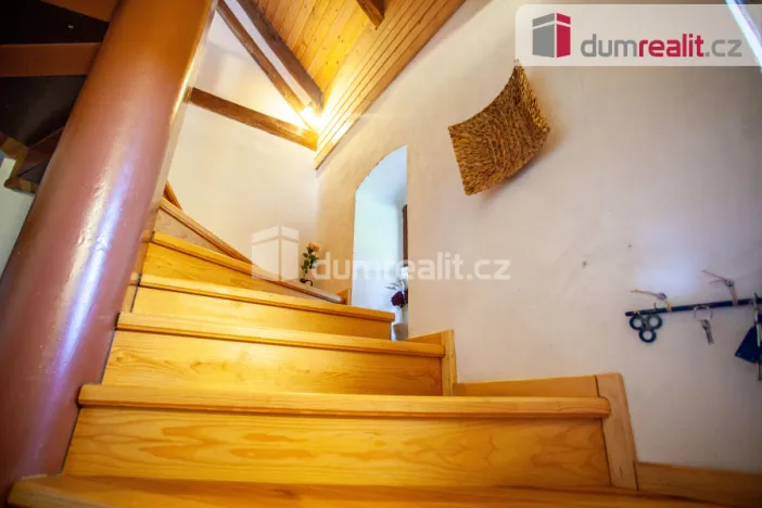 Prodej rodinného domu, Rožmitál na Šumavě - Hněvanov, 272 m2