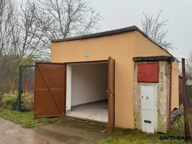Prodej garáže, Brno - Slatina, Slatinka, 23 m2