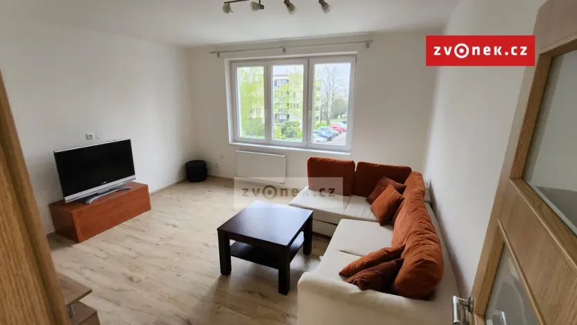 Pronájem bytu 2+1, Zlín - Malenovice, Tyršova, 55 m2