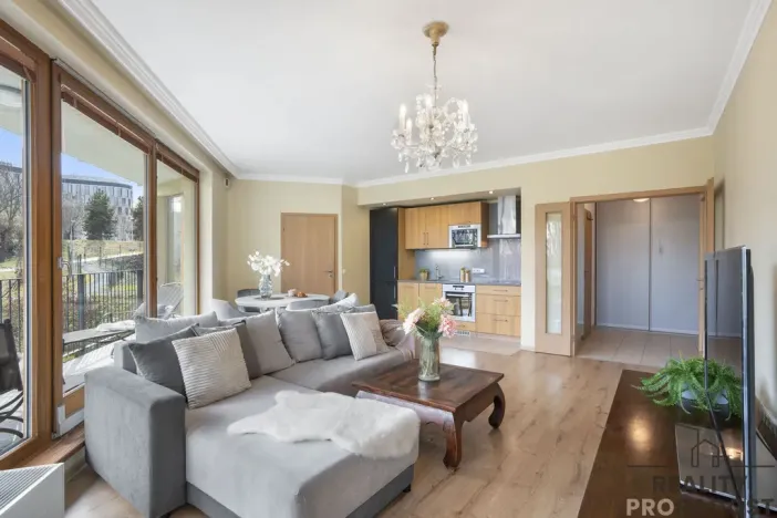 Pronájem bytu 2+kk, Praha - Vokovice, K Červenému vrchu, 73 m2