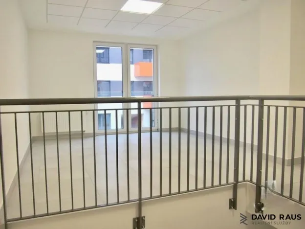 Prodej obchodního prostoru, Brno - Královo Pole, Mojmírovo náměstí, 78 m2