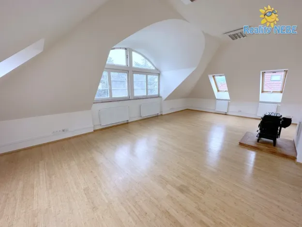 Pronájem bytu 2+1, Praha - Podolí, Nad spádem, 82 m2