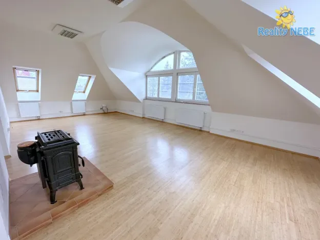 Pronájem bytu 2+1, Praha - Podolí, Nad spádem, 82 m2