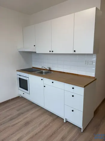 Pronájem bytu 1+1, Jirkov, Krušnohorská, 33 m2