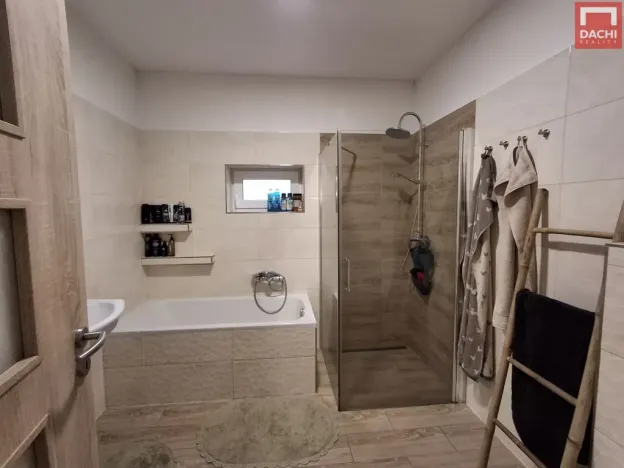 Prodej rodinného domu, Dolany, 150 m2