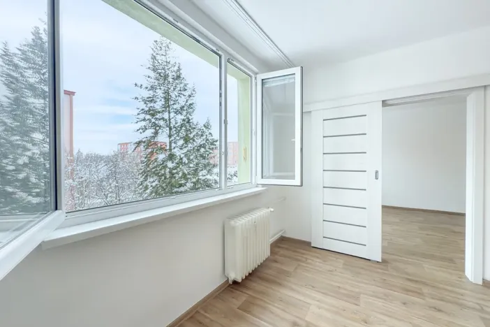 Pronájem bytu 1+1, Chomutov, Kostnická, 36 m2