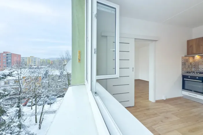 Pronájem bytu 1+1, Chomutov, Kostnická, 36 m2