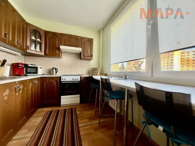 Prodej bytu 3+1, Chomutov, Holešická, 62 m2