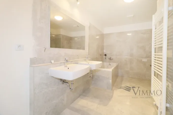 Pronájem bytu 3+kk, České Budějovice, Na Zlaté stoce, 77 m2