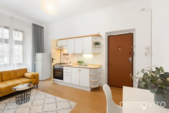 Prodej bytu 2+1, Praha - Holešovice, Bubenská, 69 m2