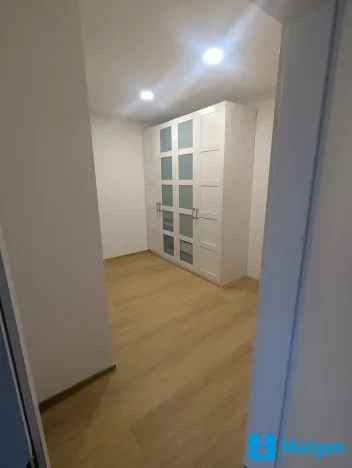 Pronájem bytu 2+1, Praha - Kamýk, Zárubova, 58 m2