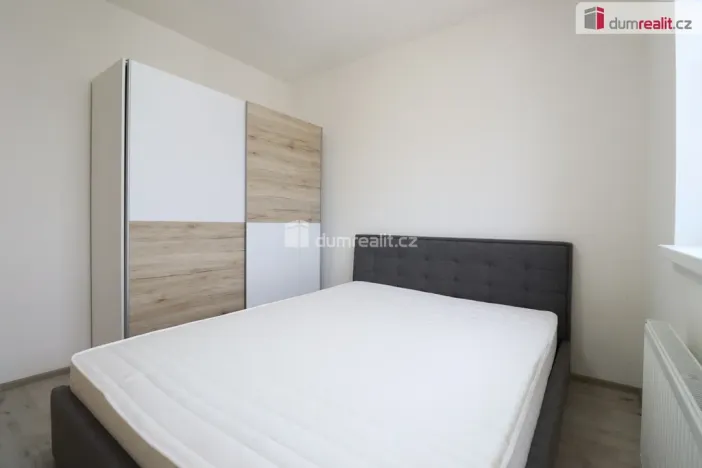 Pronájem bytu 2+kk, Nová Role, Svobodova, 39 m2