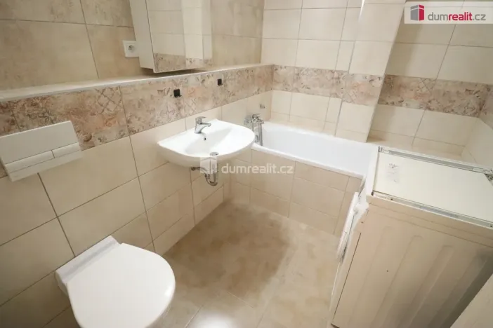 Pronájem bytu 2+kk, Nová Role, Svobodova, 39 m2