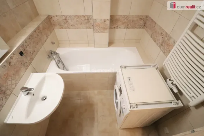 Pronájem bytu 2+kk, Nová Role, Svobodova, 39 m2