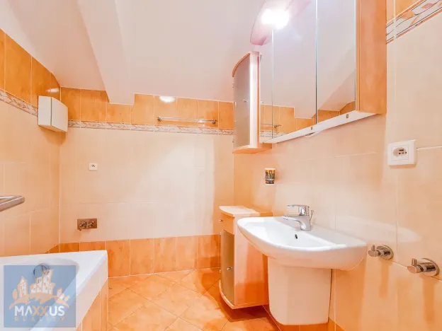 Pronájem bytu 2+kk, Praha - Horní Měcholupy, Boloňská, 64 m2