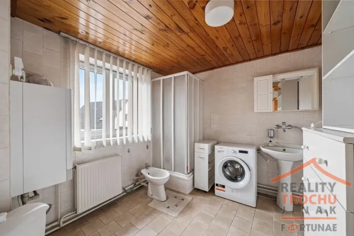 Prodej rodinného domu, Železnice, Palackého, 146 m2