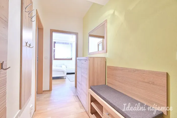 Pronájem bytu 2+kk, Lipůvka, 56 m2