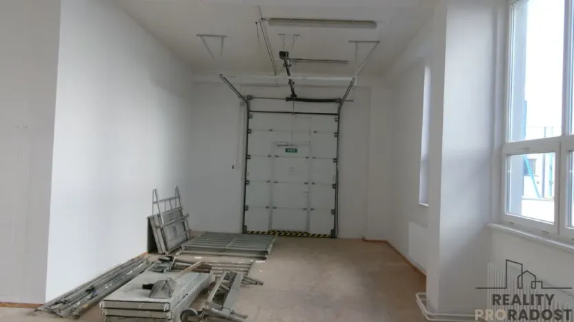 Pronájem skladu, Brno, Vídeňská, 389 m2