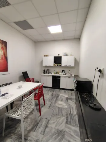 Pronájem skladu, Brno, Hudcova, 200 m2