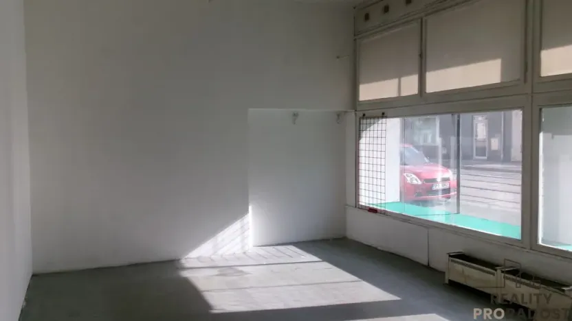 Pronájem obchodního prostoru, Brno, Dukelská třída, 65 m2