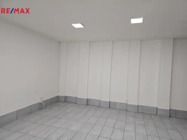 Pronájem obchodního prostoru, Praha - Žižkov, Vlkova, 50 m2