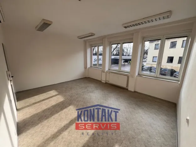 Pronájem kanceláře, České Budějovice - České Budějovice 7, 22 m2