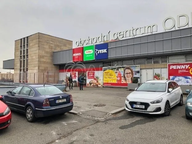 Pronájem obchodního prostoru, Praha - Bohnice, Lodžská, 280 m2