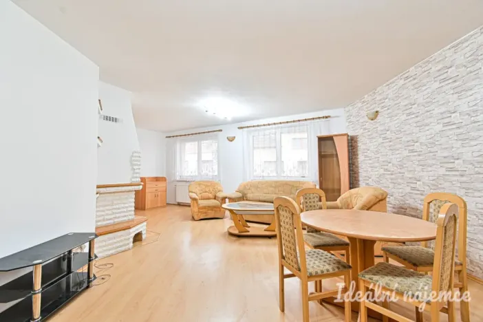 Pronájem rodinného domu, Louka, 110 m2