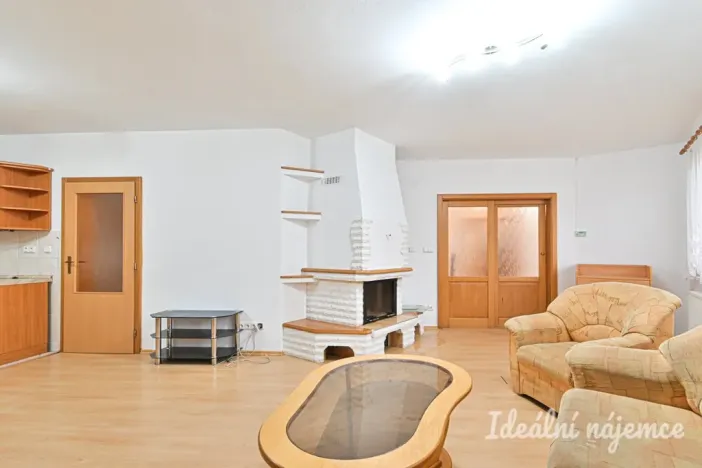 Pronájem rodinného domu, Louka, 110 m2