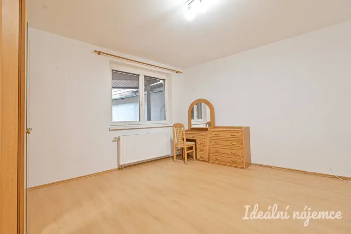 Pronájem rodinného domu, Louka, 110 m2