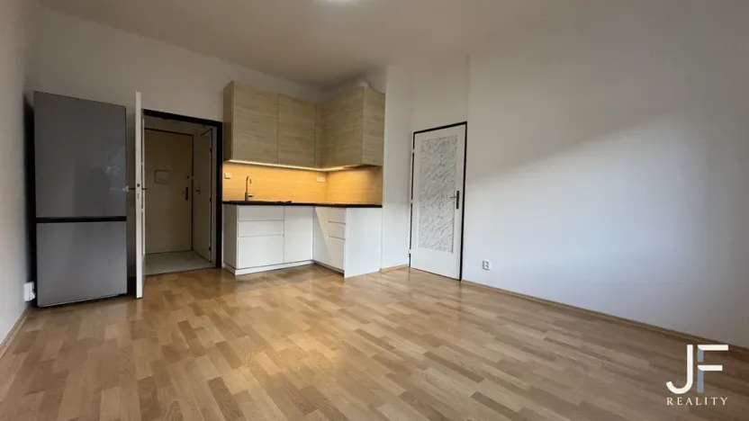 Pronájem bytu 2+kk, Praha - Nusle, Děkanská vinice I, 43 m2