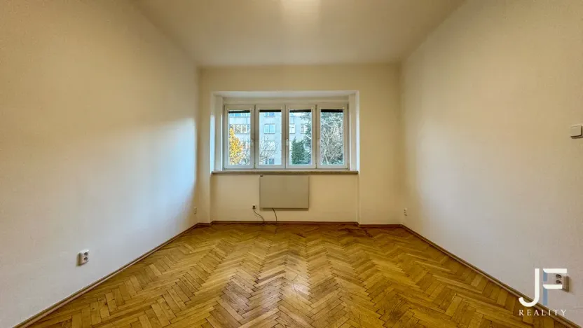 Pronájem bytu 2+kk, Praha - Nusle, Děkanská vinice I, 43 m2