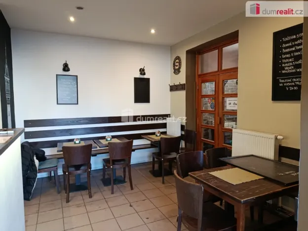 Pronájem obchodního prostoru, Praha - Libeň, Davídkova, 92 m2