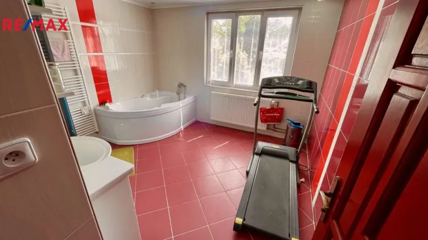 Pronájem obchodního prostoru, Pelhřimov, U Elektrárny, 210 m2