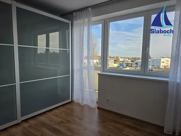 Pronájem bytu 2+kk, Jesenice, V Roháči I., 50 m2