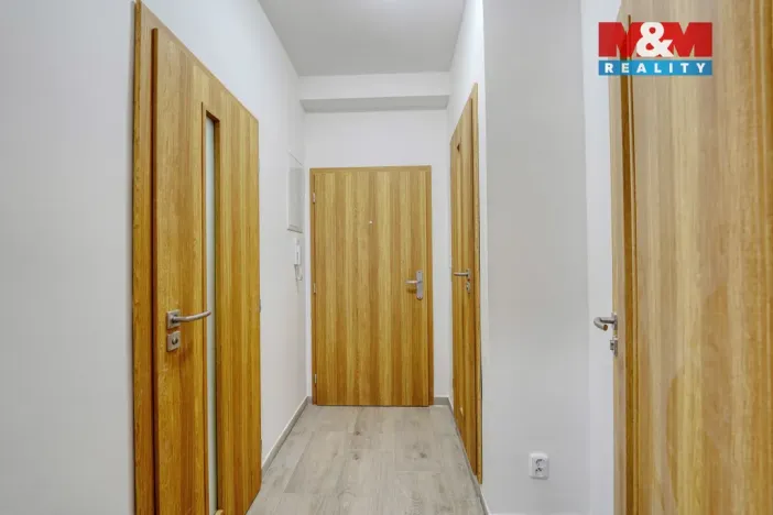 Pronájem bytu 2+kk, Plzeň - Jižní Předměstí, Husova, 45 m2