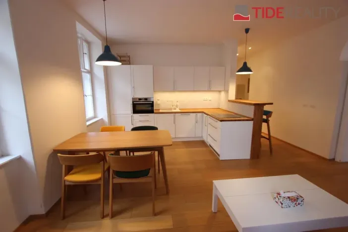 Pronájem bytu 3+kk, Praha, Neklanova, 65 m2