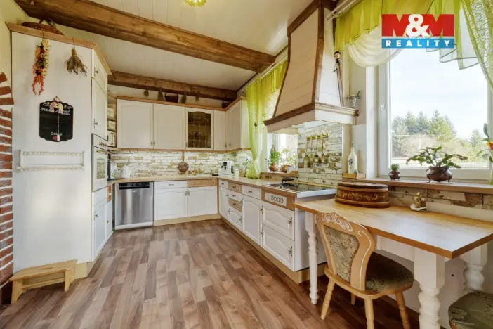 Prodej rodinného domu, Broumov, 183 m2