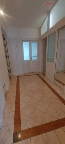 Pronájem bytu 3+1, Praha - Vinohrady, Krkonošská, 120 m2