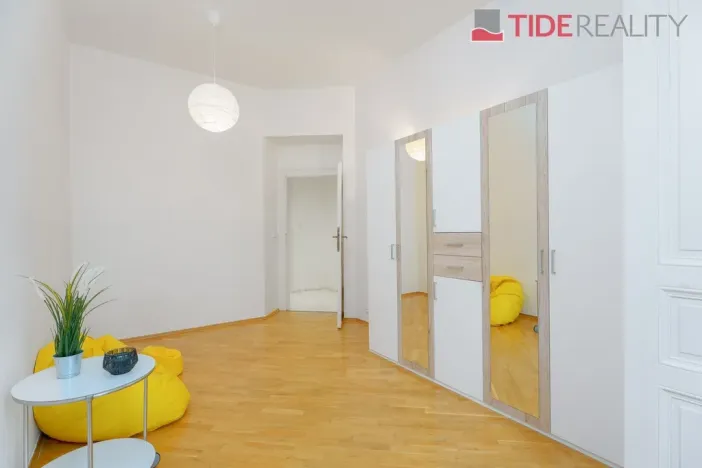 Pronájem bytu 3+1, Praha - Vinohrady, Krkonošská, 120 m2
