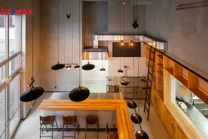 Pronájem restaurace, Praha - Stodůlky, Tlumačovská, 365 m2