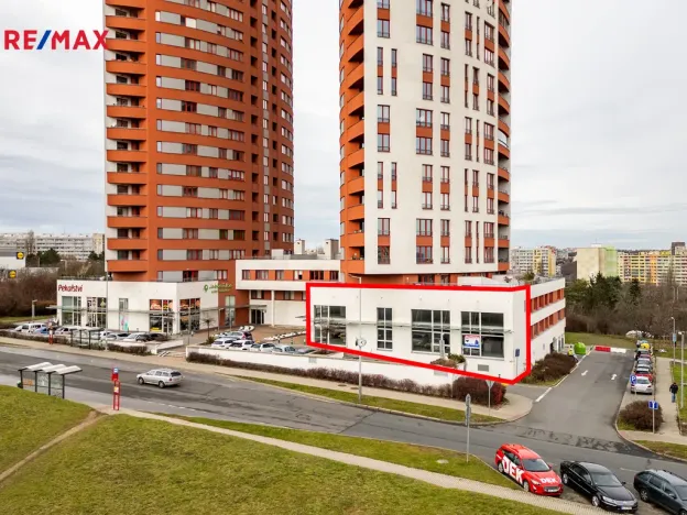 Pronájem restaurace, Praha - Stodůlky, Tlumačovská, 365 m2